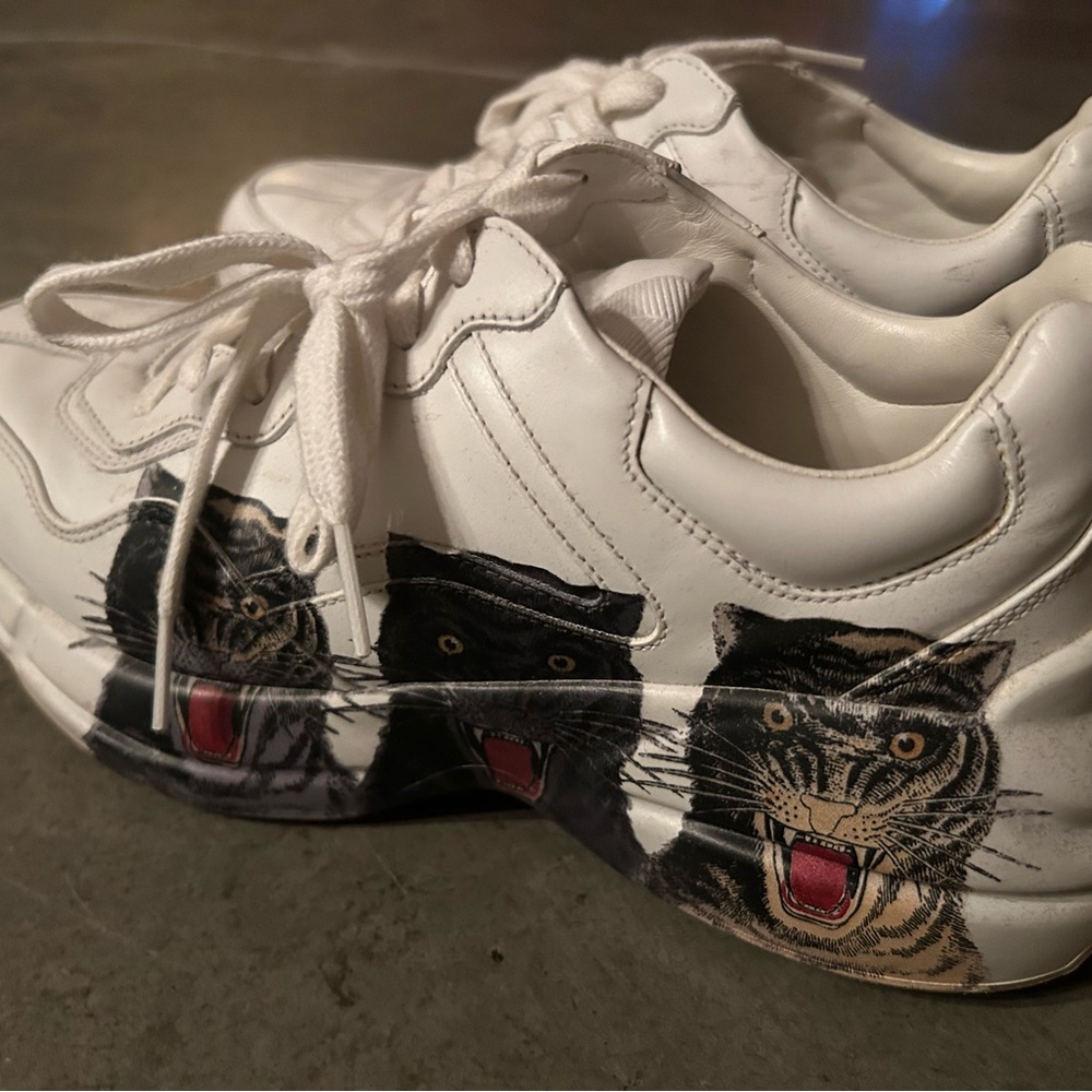 AUTHENTIC Gucci Men’s Rhyton Sneakers with Panthers in White SZ 5